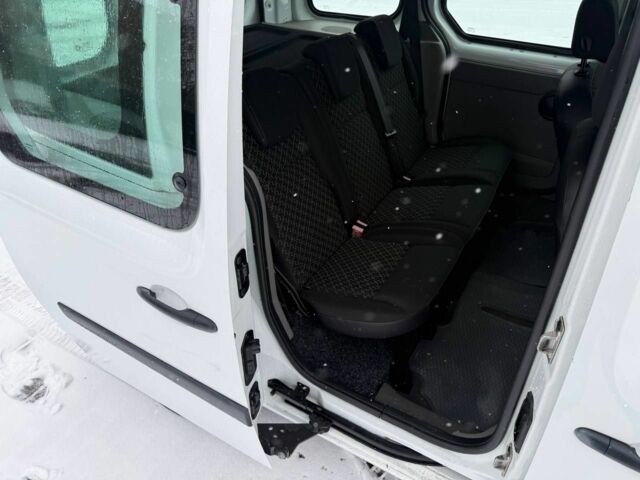 Білий Рено Кєнгу, об'ємом двигуна 1.5 л та пробігом 107 тис. км за 6200 $, фото 14 на Automoto.ua