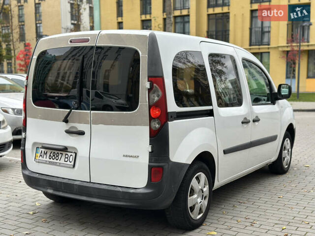 Рено Кенгу 2010 в Львове на Automoto.ua Белый Рено Кенгу, объемом двигателя 1.46 л и пробегом 320 тыс. км за 5500 $, фото 24 на Automoto.ua