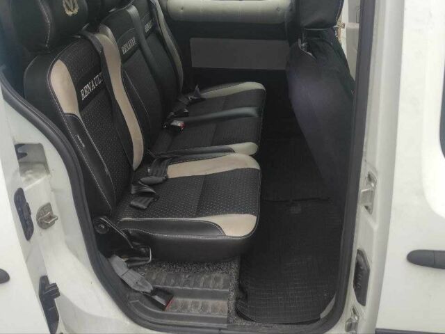 Білий Рено Кєнгу, об'ємом двигуна 1.5 л та пробігом 224 тис. км за 5400 $, фото 5 на Automoto.ua