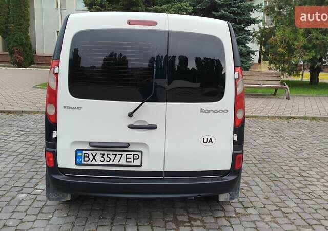 Белый Рено Кенгу, объемом двигателя 1.46 л и пробегом 326 тыс. км за 5950 $, фото 1 на Automoto.ua