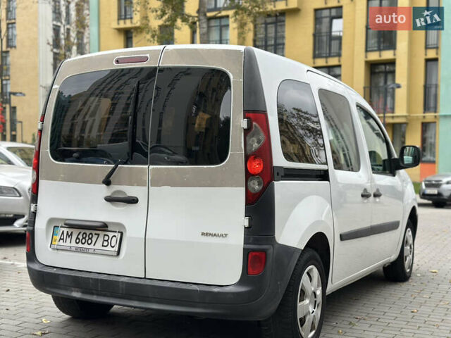 Рено Кенгу 2010 в Львове на Automoto.ua Белый Рено Кенгу, объемом двигателя 1.46 л и пробегом 320 тыс. км за 5500 $, фото 23 на Automoto.ua