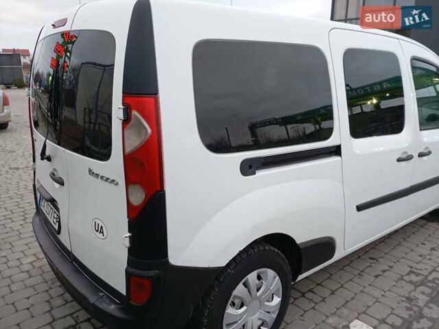 Белый Рено Кенгу, объемом двигателя 1.5 л и пробегом 327 тыс. км за 6500 $, фото 4 на Automoto.ua