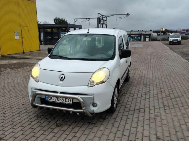 Рено Кєнгу 2010 у Новояворівськ на Automoto.ua Білий Рено Кєнгу, об'ємом двигуна 1.5 л та пробігом 258 тис. км за 6000 $, фото 3 на Automoto.ua