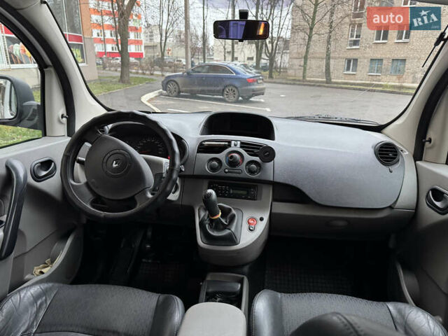 Білий Рено Кєнгу, об'ємом двигуна 1.5 л та пробігом 260 тис. км за 4500 $, фото 1 на Automoto.ua