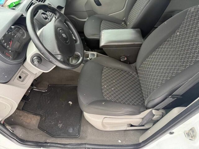 Білий Рено Кєнгу, об'ємом двигуна 1.5 л та пробігом 107 тис. км за 6200 $, фото 11 на Automoto.ua