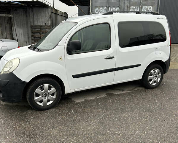 Білий Рено Кєнгу, об'ємом двигуна 1.46 л та пробігом 289 тис. км за 6000 $, фото 3 на Automoto.ua