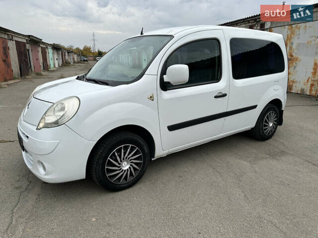 Белый Рено Кенгу, объемом двигателя 1.5 л и пробегом 175 тыс. км за 6500 $, фото 1 на Automoto.ua