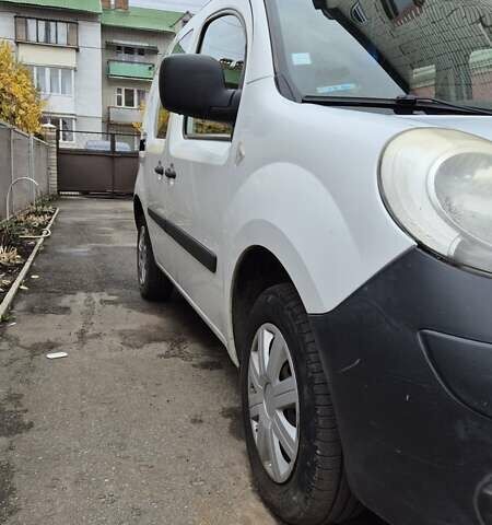 Білий Рено Кєнгу, об'ємом двигуна 1.5 л та пробігом 334 тис. км за 5500 $, фото 1 на Automoto.ua