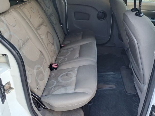 Белый Рено Кенгу, объемом двигателя 1.5 л и пробегом 271 тыс. км за 7299 $, фото 17 на Automoto.ua