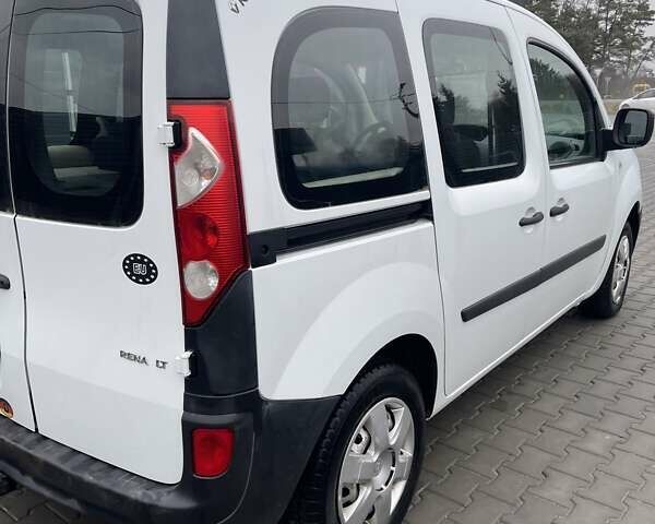 Білий Рено Кєнгу, об'ємом двигуна 1.46 л та пробігом 218 тис. км за 6400 $, фото 4 на Automoto.ua