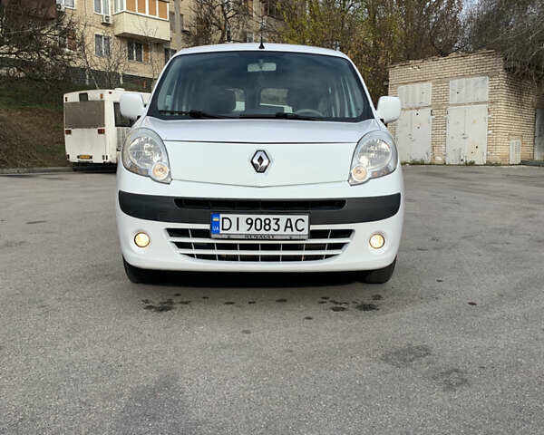 Белый Рено Кенгу, объемом двигателя 1.6 л и пробегом 152 тыс. км за 7100 $, фото 9 на Automoto.ua