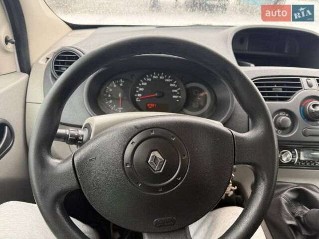 Білий Рено Кєнгу, об'ємом двигуна 1.5 л та пробігом 107 тис. км за 6200 $, фото 18 на Automoto.ua