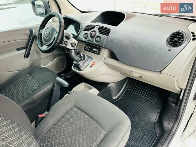 Білий Рено Кєнгу, об'ємом двигуна 1.5 л та пробігом 275 тис. км за 6850 $, фото 20 на Automoto.ua