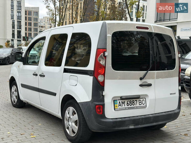 Рено Кенгу 2010 в Львове на Automoto.ua Белый Рено Кенгу, объемом двигателя 1.46 л и пробегом 320 тыс. км за 5500 $, фото 17 на Automoto.ua