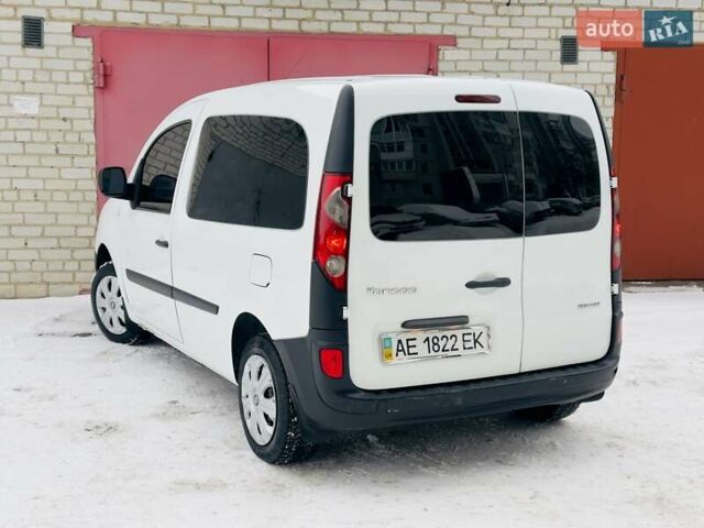 Білий Рено Кєнгу, об'ємом двигуна 1.5 л та пробігом 275 тис. км за 6850 $, фото 12 на Automoto.ua