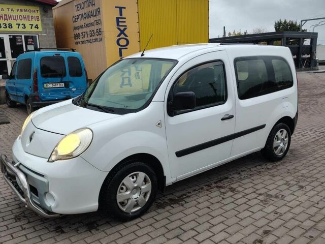 Рено Кєнгу 2010 у Новояворівськ на Automoto.ua Білий Рено Кєнгу, об'ємом двигуна 1.5 л та пробігом 258 тис. км за 6000 $, фото 9 на Automoto.ua