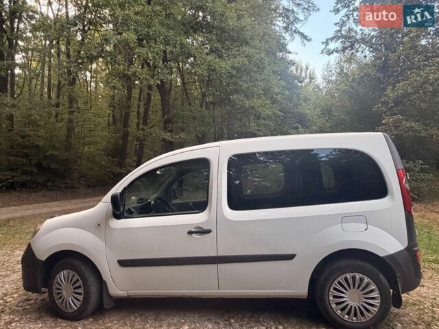 Белый Рено Кенгу, объемом двигателя 1.5 л и пробегом 245 тыс. км за 5300 $, фото 15 на Automoto.ua