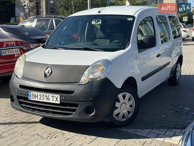 Белый Рено Кенгу, объемом двигателя 1.5 л и пробегом 251 тыс. км за 7700 $, фото 2 на Automoto.ua
