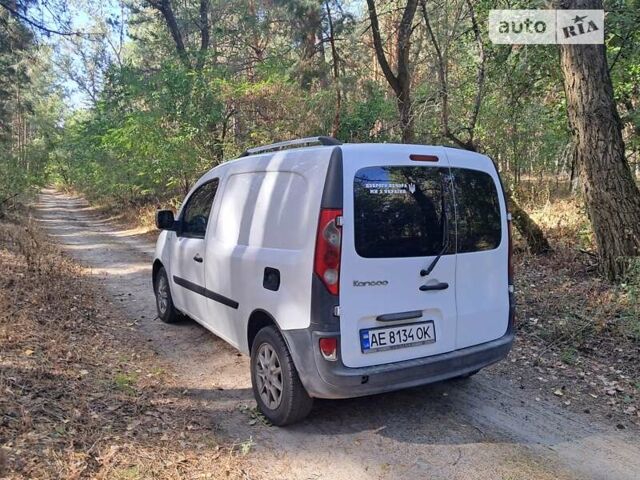 Белый Рено Кенгу, объемом двигателя 1.46 л и пробегом 311 тыс. км за 6200 $, фото 16 на Automoto.ua