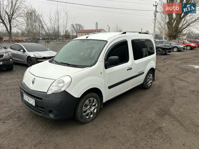 Білий Рено Кєнгу, об'ємом двигуна 1.46 л та пробігом 277 тис. км за 5500 $, фото 8 на Automoto.ua