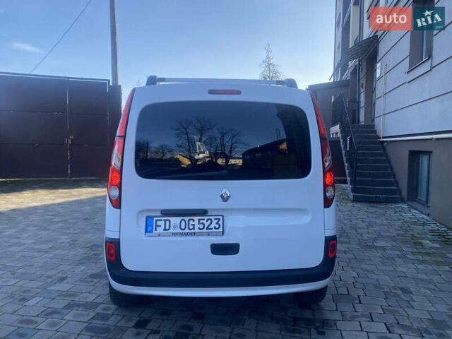 Белый Рено Кенгу, объемом двигателя 1.5 л и пробегом 223 тыс. км за 7600 $, фото 7 на Automoto.ua