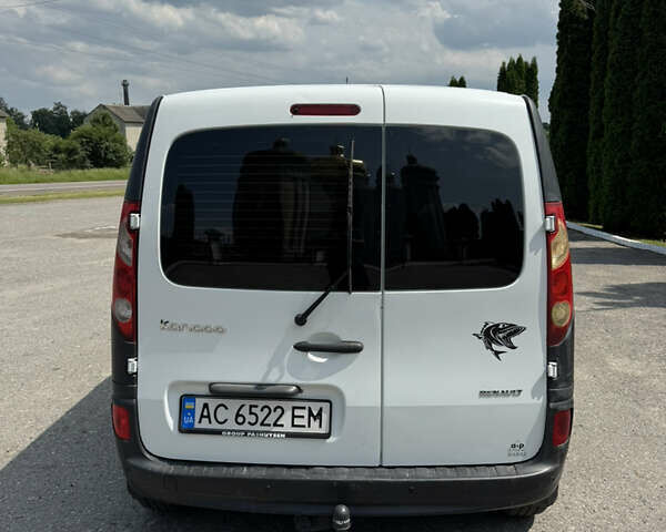 Белый Рено Кенгу, объемом двигателя 1.46 л и пробегом 391 тыс. км за 4300 $, фото 6 на Automoto.ua