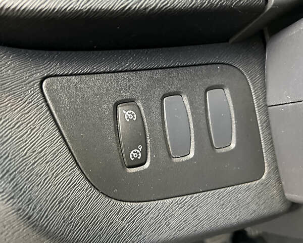 Белый Рено Кенгу, объемом двигателя 1.46 л и пробегом 179 тыс. км за 4999 $, фото 23 на Automoto.ua