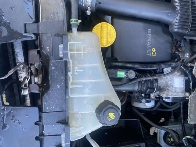 Білий Рено Кєнгу, об'ємом двигуна 1.5 л та пробігом 223 тис. км за 7550 $, фото 17 на Automoto.ua