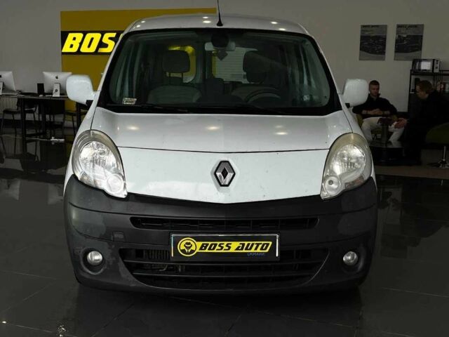 Белый Рено Кенгу, объемом двигателя 1.5 л и пробегом 230 тыс. км за 7600 $, фото 1 на Automoto.ua
