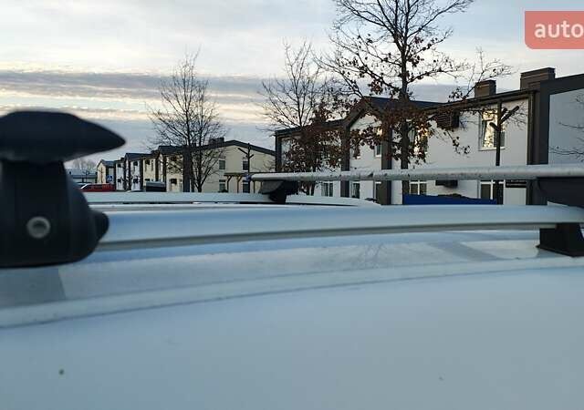 Белый Рено Кенгу, объемом двигателя 1.5 л и пробегом 286 тыс. км за 6000 $, фото 28 на Automoto.ua