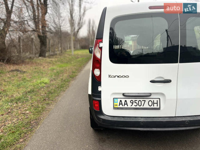 Білий Рено Кєнгу, об'ємом двигуна 1.5 л та пробігом 288 тис. км за 6300 $, фото 9 на Automoto.ua