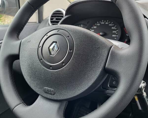 Рено Кєнгу 2011 у Смеле на Automoto.ua Білий Рено Кєнгу, об'ємом двигуна 1.46 л та пробігом 353 тис. км за 4750 $, фото 11 на Automoto.ua