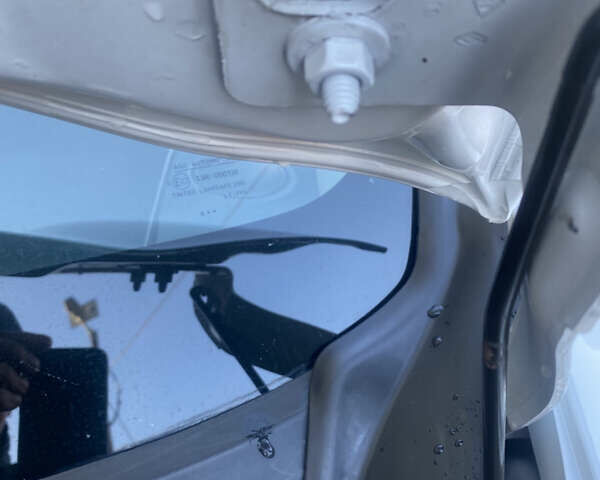 Белый Рено Кенгу, объемом двигателя 1.5 л и пробегом 223 тыс. км за 7600 $, фото 25 на Automoto.ua