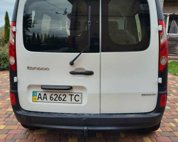 Рено Кєнгу 2011 у Смеле на Automoto.ua Білий Рено Кєнгу, об'ємом двигуна 1.46 л та пробігом 353 тис. км за 4750 $, фото 12 на Automoto.ua