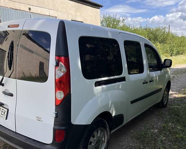 Білий Рено Кєнгу, об'ємом двигуна 1.5 л та пробігом 306 тис. км за 6400 $, фото 1 на Automoto.ua