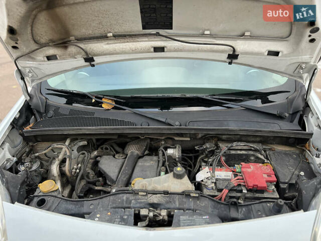 Белый Рено Кенгу, объемом двигателя 1.46 л и пробегом 179 тыс. км за 5150 $, фото 28 на Automoto.ua