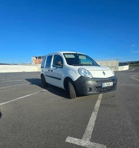 Белый Рено Кенгу, объемом двигателя 1.46 л и пробегом 254 тыс. км за 5200 $, фото 12 на Automoto.ua