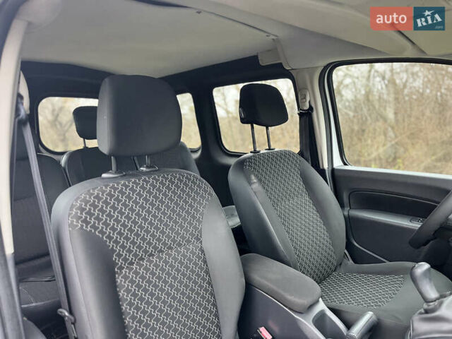 Білий Рено Кєнгу, об'ємом двигуна 1.5 л та пробігом 288 тис. км за 6300 $, фото 36 на Automoto.ua