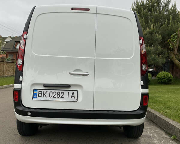 Білий Рено Кєнгу, об'ємом двигуна 1.46 л та пробігом 247 тис. км за 5050 $, фото 8 на Automoto.ua