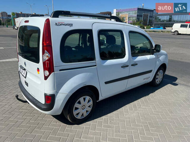 Белый Рено Кенгу, объемом двигателя 1.5 л и пробегом 237 тыс. км за 8300 $, фото 7 на Automoto.ua