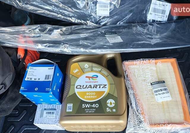 Белый Рено Кенгу, объемом двигателя 1.5 л и пробегом 286 тыс. км за 6000 $, фото 35 на Automoto.ua