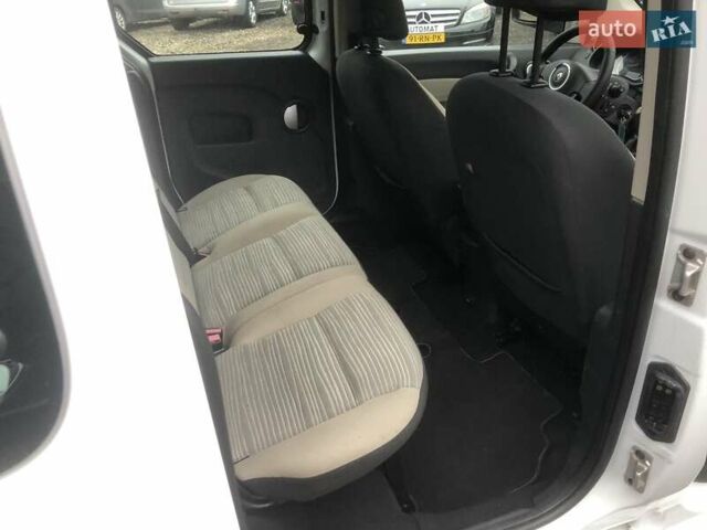 Белый Рено Кенгу, объемом двигателя 1.5 л и пробегом 189 тыс. км за 7650 $, фото 14 на Automoto.ua