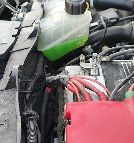 Белый Рено Кенгу, объемом двигателя 1.5 л и пробегом 286 тыс. км за 6000 $, фото 25 на Automoto.ua