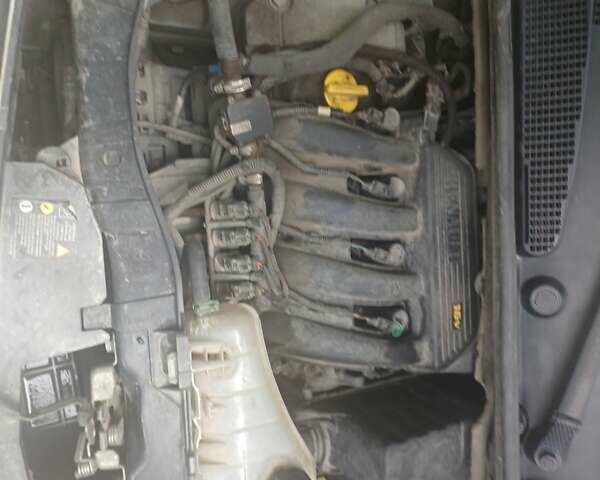 Белый Рено Кенгу, объемом двигателя 1.6 л и пробегом 228 тыс. км за 6700 $, фото 9 на Automoto.ua