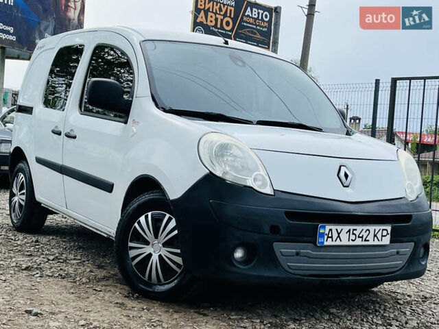 Белый Рено Кенгу, объемом двигателя 1.46 л и пробегом 228 тыс. км за 5000 $, фото 2 на Automoto.ua