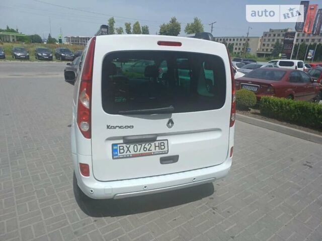 Белый Рено Кенгу, объемом двигателя 1.6 л и пробегом 228 тыс. км за 6900 $, фото 2 на Automoto.ua
