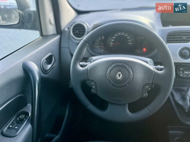 Білий Рено Кєнгу, об'ємом двигуна 1.5 л та пробігом 288 тис. км за 6600 $, фото 28 на Automoto.ua
