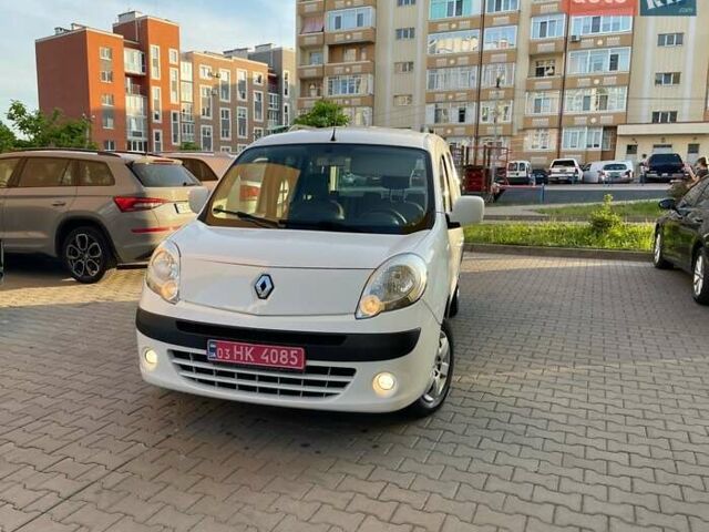 Белый Рено Кенгу, объемом двигателя 1.5 л и пробегом 223 тыс. км за 7450 $, фото 1 на Automoto.ua