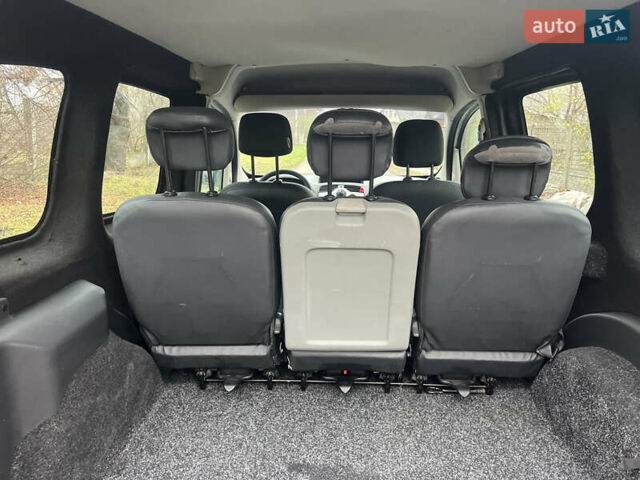 Білий Рено Кєнгу, об'ємом двигуна 1.5 л та пробігом 288 тис. км за 6300 $, фото 27 на Automoto.ua