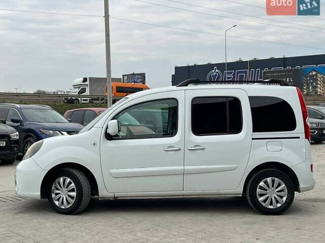 Білий Рено Кєнгу, об'ємом двигуна 1.5 л та пробігом 193 тис. км за 8390 $, фото 3 на Automoto.ua
